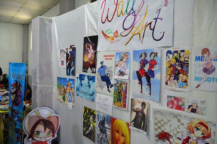 Tempat stand memarken contoh produk andalan mereka
