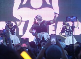 A photo of LadyBeard's performance at Chibicon 7 Surabaya, Presented by Japan Culture Daisuki