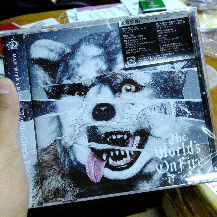 CD Album Man With A Mission: The World's On Fire - Gambar 3