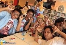 Bersenang-senang Bersama di Starmuse Love Live! Maid Cafe