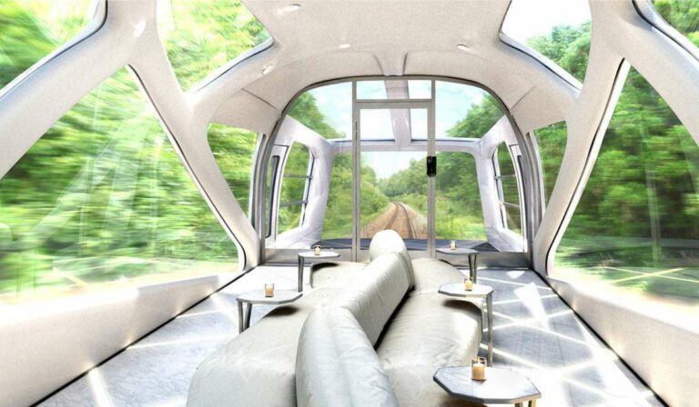 Pemandangan dari dalam kereta observasi | Sumber: jp-rail-sg.com