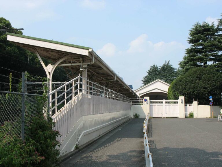 Area khusus keluarga kerajaan Jepang di Stasiun Harajuku | Foto: Rs1421 via commons.wikimedia.org