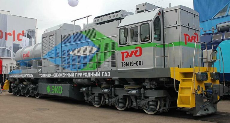 TEM19, Lokomotif langsir yang menggunakan bahan bakar gas | Sumber: http://www.tehnoomsk.ru/