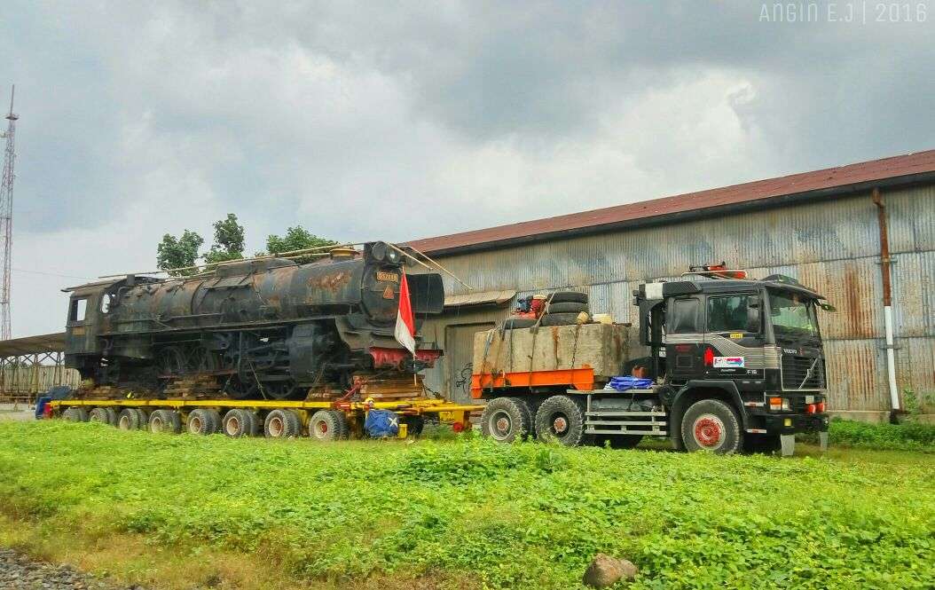 Lokomotif Uap D52099 Telah Tiba Di Solo