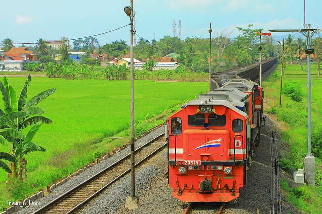 EMD GT38ACe milik Indonesia yang dioperasikan di Sumatera. | Foto: Irvan Alaidrus