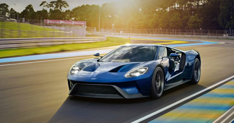 Ford GT 2017 (sumber: ford.com)