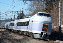 KRL Di Jepang Juga Punya Klakson Unik