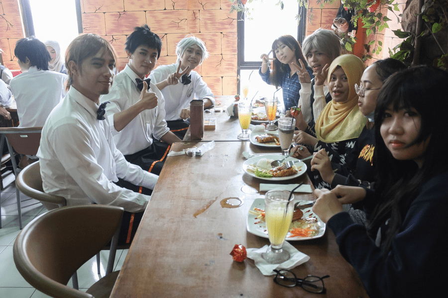 hq-cafe-11