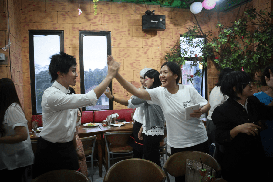 hq-cafe-35