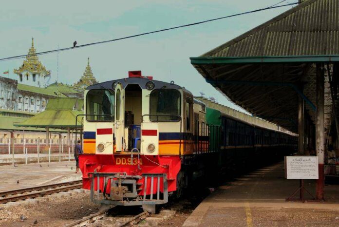 Jepang Bantu Upgrade Sektor Perkeretaapian Myanmar