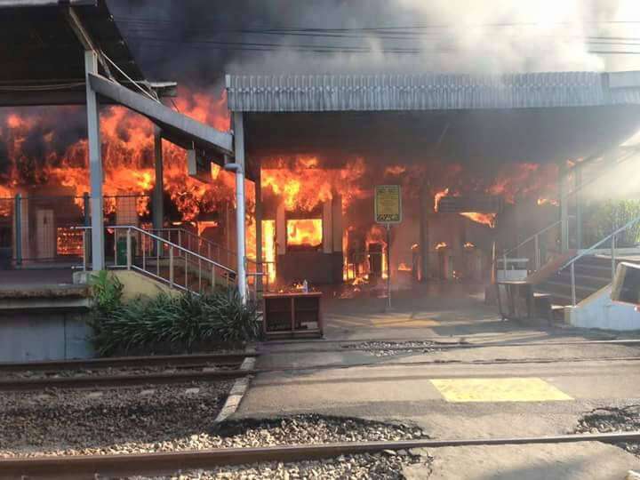 Kebakaran di Gedung Utama Stasiun Klender