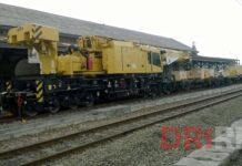 Crane Kirow Multitasker 1210 N yang baru tiba di Medan | Sumber: Divre 1 Railfans