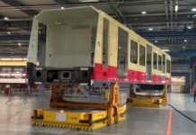 Rangka dari kereta S-Bahn yang sudah dicat | Sumber: Rail Journal