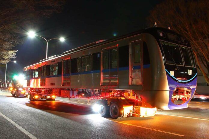 Rolling stock MRT Jakarta yang dikirim dari pabrik Nippon Sharyo (Twitter / かわねじ)