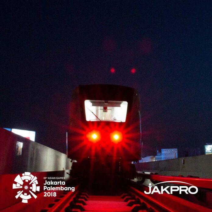 pertama LRT Jakarta mulai jalani uji dinamis