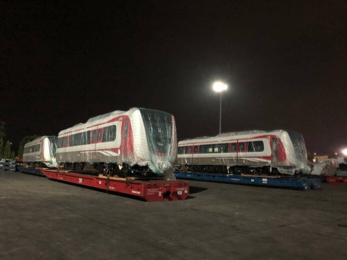 Rangkaian Kereta LRT Jakarta Tiba Seluruhnya