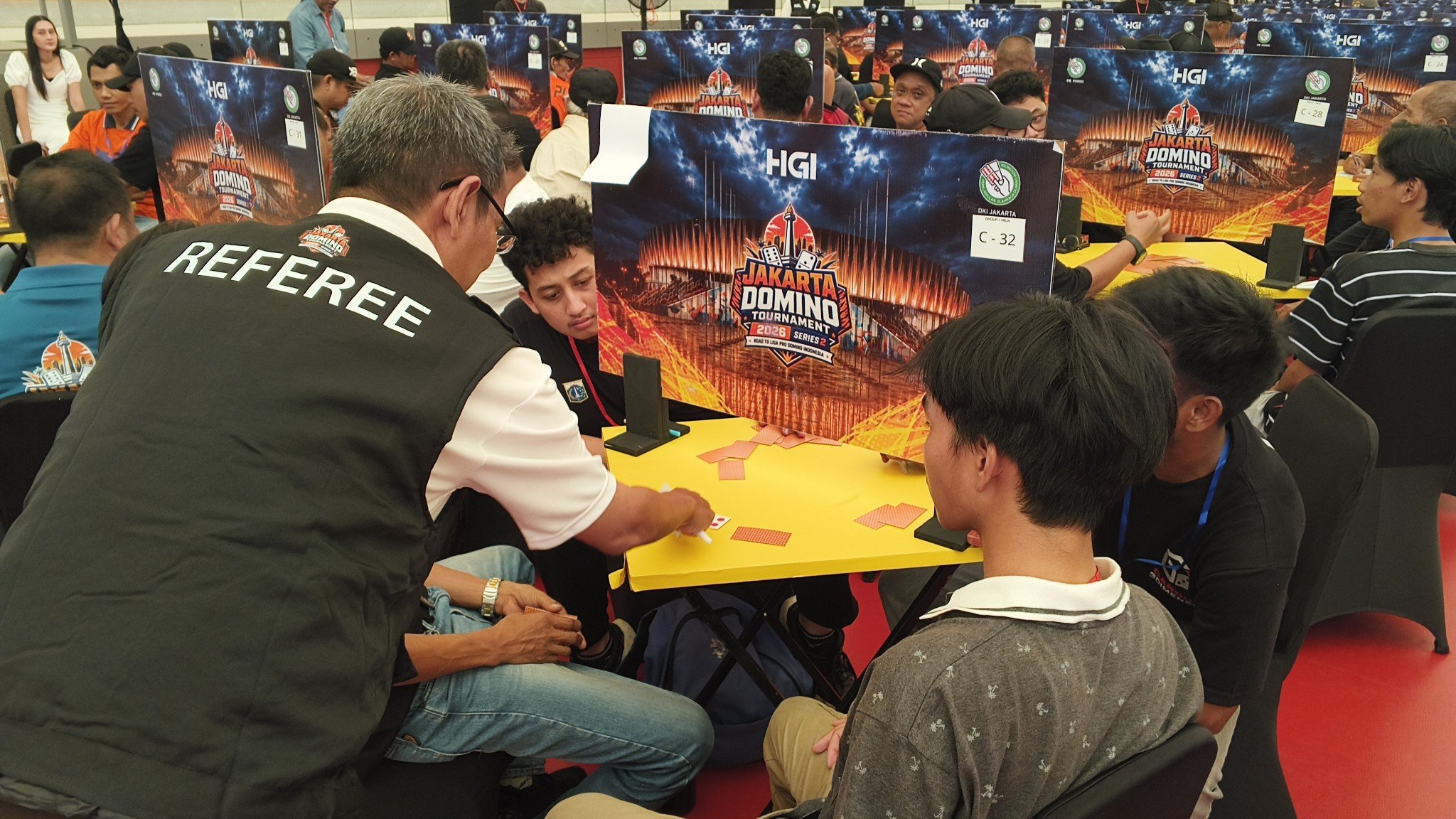 Peserta yang mengikuti HGI Jakarta Domino Tournament 2026 mencapai ribuan peserta