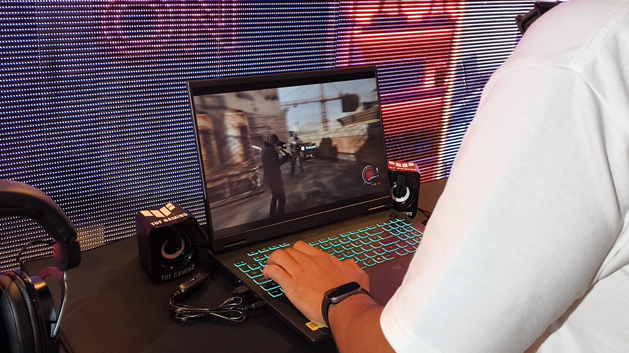Dengan prosesor Intel HX dan GPU RTX 50 Series siap digeber gaming AAA